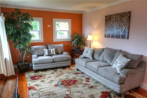 915 40th St, Everett, WA 98201 photo 3