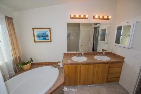 220 Smithfield Dr, Sequim, WA 98382 photo 4