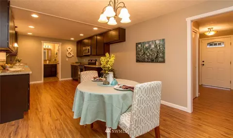 319 Field Rd E, Spanaway, WA 98387 photo 5