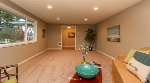 319 Field Rd E, Spanaway, WA 98387 photo 3