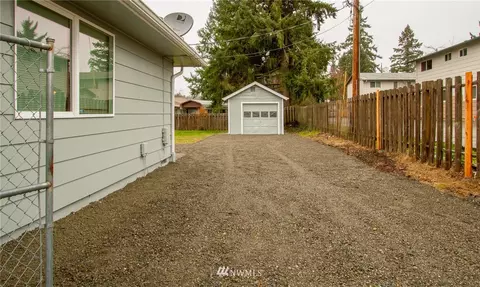 319 Field Rd E, Spanaway, WA 98387 photo 19