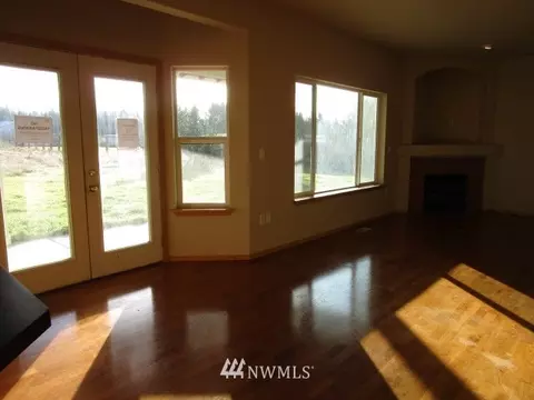 35009 10th Avenue Ct E, Roy, WA 98580 photo 8