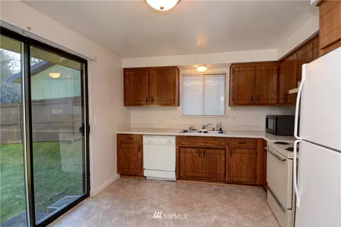 13217 58th Dr SE, Everett, WA 98208 photo 6