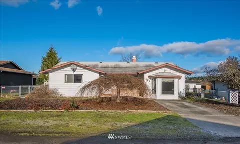 726 E Cedar St, Sequim, WA 98382 photo 1