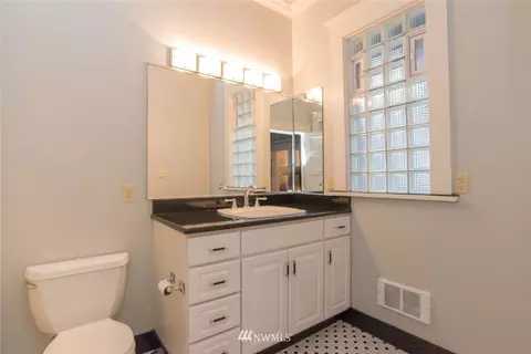 1512 17th Ave E, Seattle, WA 98112 photo 22