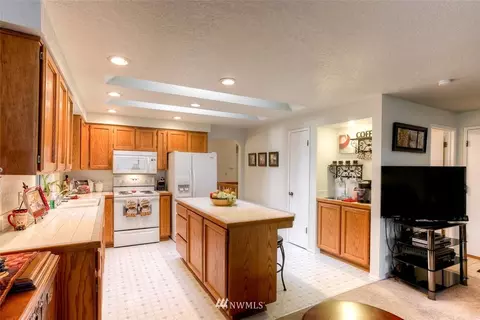 12031 14th Dr SE, Everett, WA 98208 photo 3