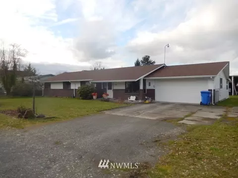 105 Erickson Ln SW, Orting, WA 98360 photo 2
