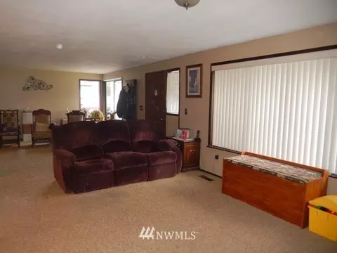 105 Erickson Ln SW, Orting, WA 98360 photo 5