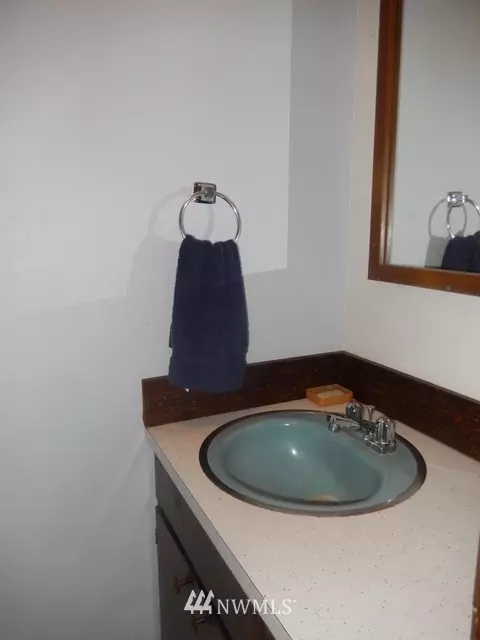 105 Erickson Ln SW, Orting, WA 98360 photo 15
