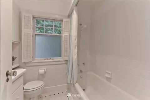 2000 Franklin Ave E #C, Seattle, WA 98102 photo 13