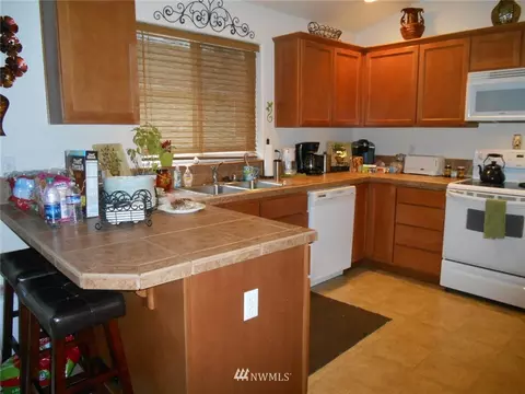 8112 Beverly Ln, Everett, WA 98203 photo 6