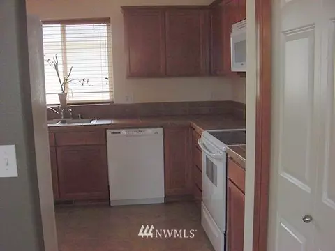 8112 Beverly Ln, Everett, WA 98203 photo 4