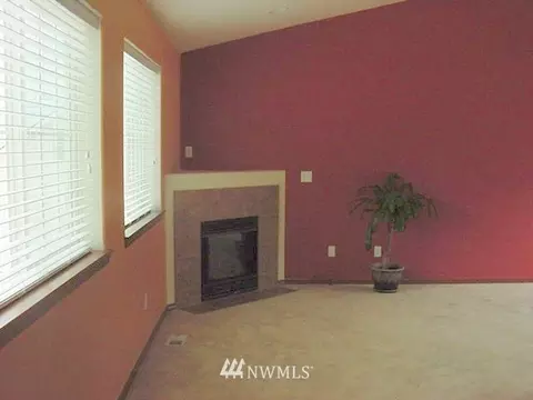 8112 Beverly Ln, Everett, WA 98203 photo 2