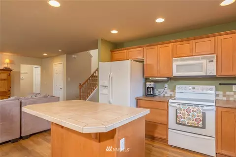 20407 190th Ave E, Orting, WA 98360 photo 4