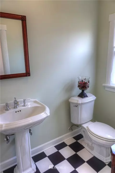 1624 Rucker Ave, Everett, WA 98201 photo 6