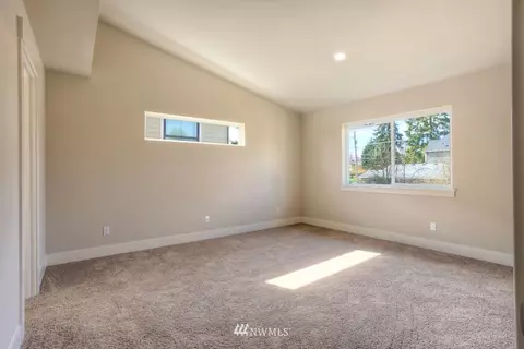 2104 199th St E, Spanaway, WA 98387 photo 9