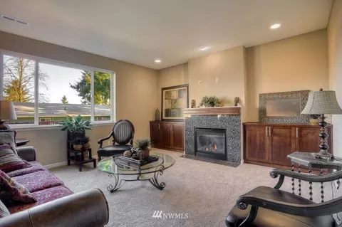 2104 199th St E, Spanaway, WA 98387 photo 2