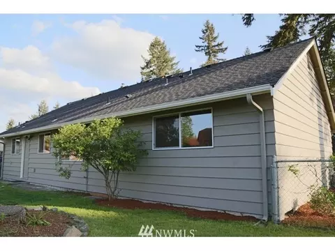 19305 Twinkle Dr E, Spanaway, WA 98387 photo 2