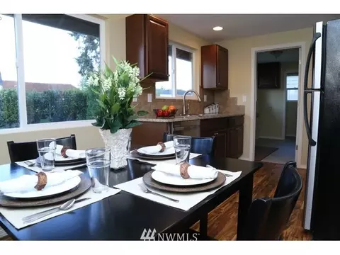 19305 Twinkle Dr E, Spanaway, WA 98387 photo 4