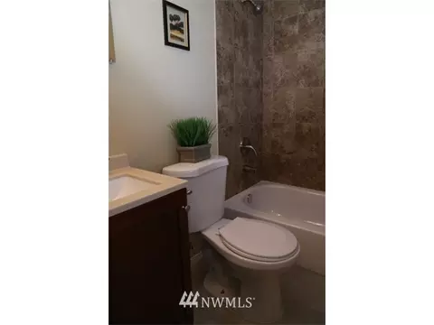 19305 Twinkle Dr E, Spanaway, WA 98387 photo 6