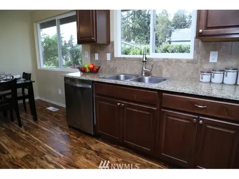 19305 Twinkle Dr E, Spanaway, WA 98387 photo 5