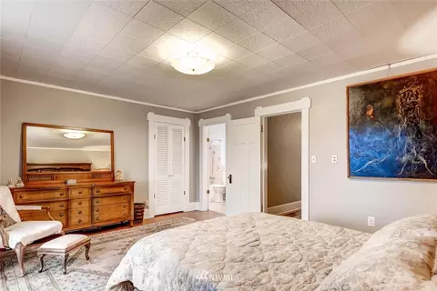 2211 Broadway Ave E, Seattle, WA 98102 photo 10