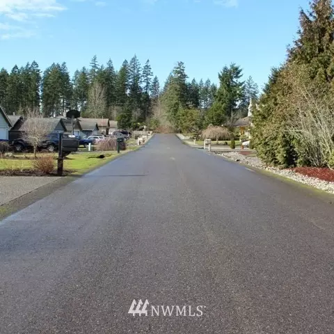 70 E Warbler Ct, Allyn, WA 98524 photo 21