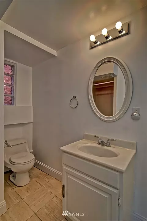 520 23rd Ave E, Seattle, WA 98112 photo 24