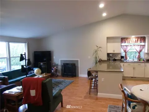 802 93rd St SE, Everett, WA 98208 photo 4