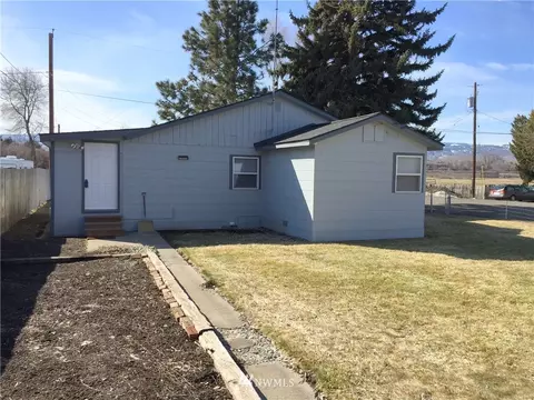 70 N 3rd St, Thorp, WA 98946 photo 11