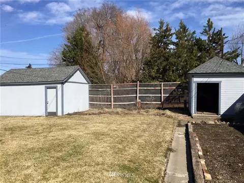 70 N 3rd St, Thorp, WA 98946 photo 13