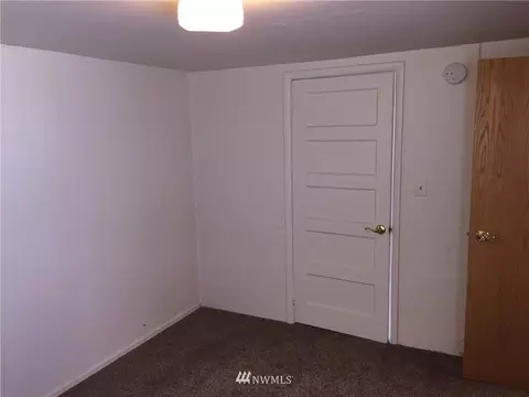 70 N 3rd St, Thorp, WA 98946 photo 9