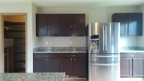 210 Roberts St NE, Orting, WA 98360 photo 5