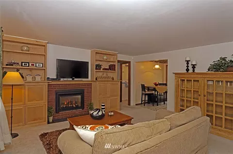 23405 1st Ave W, Bothell, WA 98021 photo 2