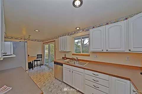 23405 1st Ave W, Bothell, WA 98021 photo 14