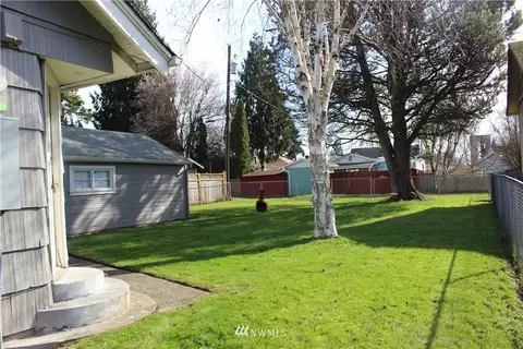 2929 Dover St, Longview, WA 98632 photo 8