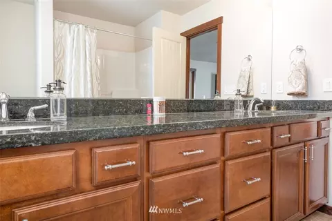 18915 4th Dr SE, Bothell, WA 98012 photo 17