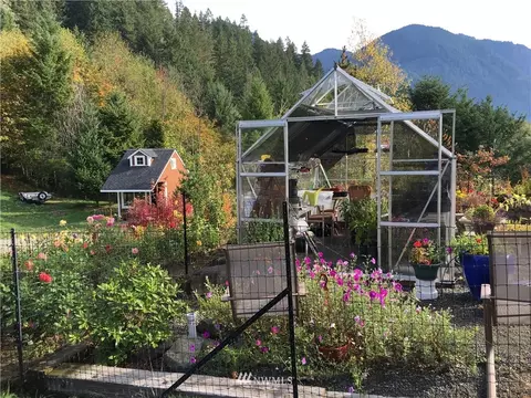 647 Silverbrook Rd, Randle, WA 98377 photo 11