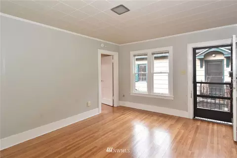 406 Summit Ave E, Seattle, WA 98102 photo 9