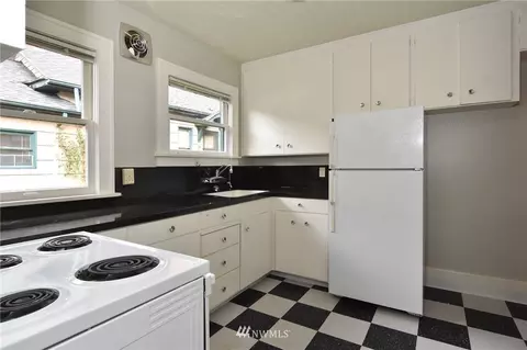 406 Summit Ave E, Seattle, WA 98102 photo 13