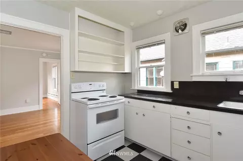 406 Summit Ave E, Seattle, WA 98102 photo 14