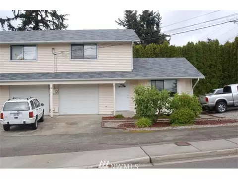 2905 10 St, Everett, WA 98201 photo 1