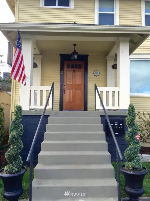 3302 Rucker Ave, Everett, WA 98201 photo 2