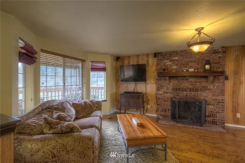 7817 211th St E, Spanaway, WA 98387 photo 7