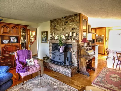 134 179th St E, Spanaway, WA 98387 photo 3