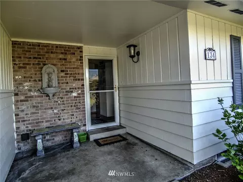 134 179th St E, Spanaway, WA 98387 photo 2