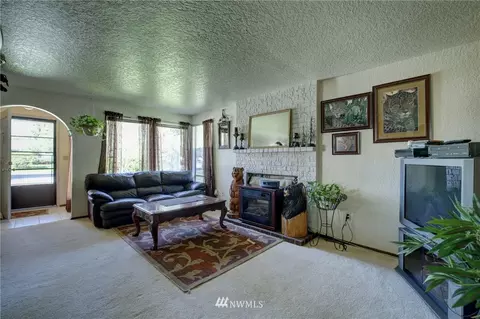 9115 5th Pl W, Everett, WA 98204 photo 4