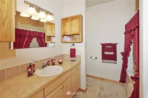 7851 E Grapeview Loop Rd, Allyn, WA 98524 photo 8