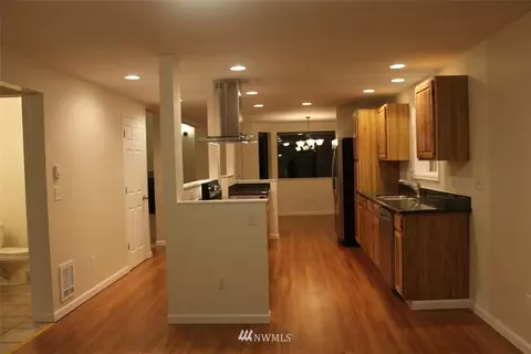 208 200 Pl SE, Bothell, WA 98012 photo 9