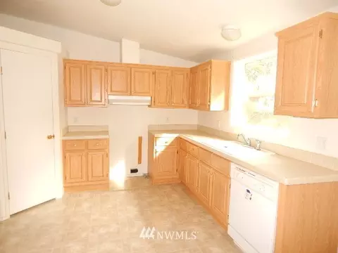 392 Fleming Dr, Sequim, WA 98382 photo 5